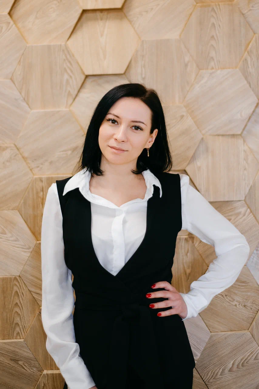 Анна Иванова